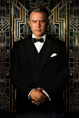 imagem arfed de um homem de smoking e gravata borboleta, Christopher Walken, Fotografia de Christopher Walken, personagem do cartaz do filme, 1 9 2 0 s ator de cinema, Retrato de Tom Hanks, foto do cartaz, Charles, character poster, Valsa Christoph, Tom Hanks, inspirado em Edward Corbett, Retrato de Leonardo DiCaprio, inspirado em John La Gatta, 