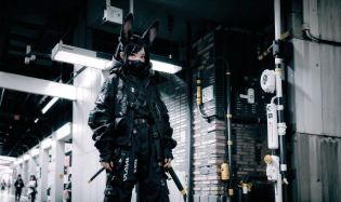 nijilorabunny urbansamurai best quality, on the streets of a cyberlunk galaxy city, very detailed <lora:nijilorabunny:0.7>
AND a nijigirl with bunny - ears, wearing techwear clothing, samurai, katana, milky long wavy hair, warm grin, a huge diamond necklace, big beautiful cobalt ODD eyes <lora:urbansamurai_v0.3:0.65>